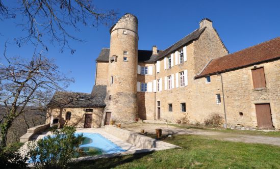  Character house with medieval tower offering bed and breakfast in a quiet area with a dominant view, between CONQUES and RODEZ,